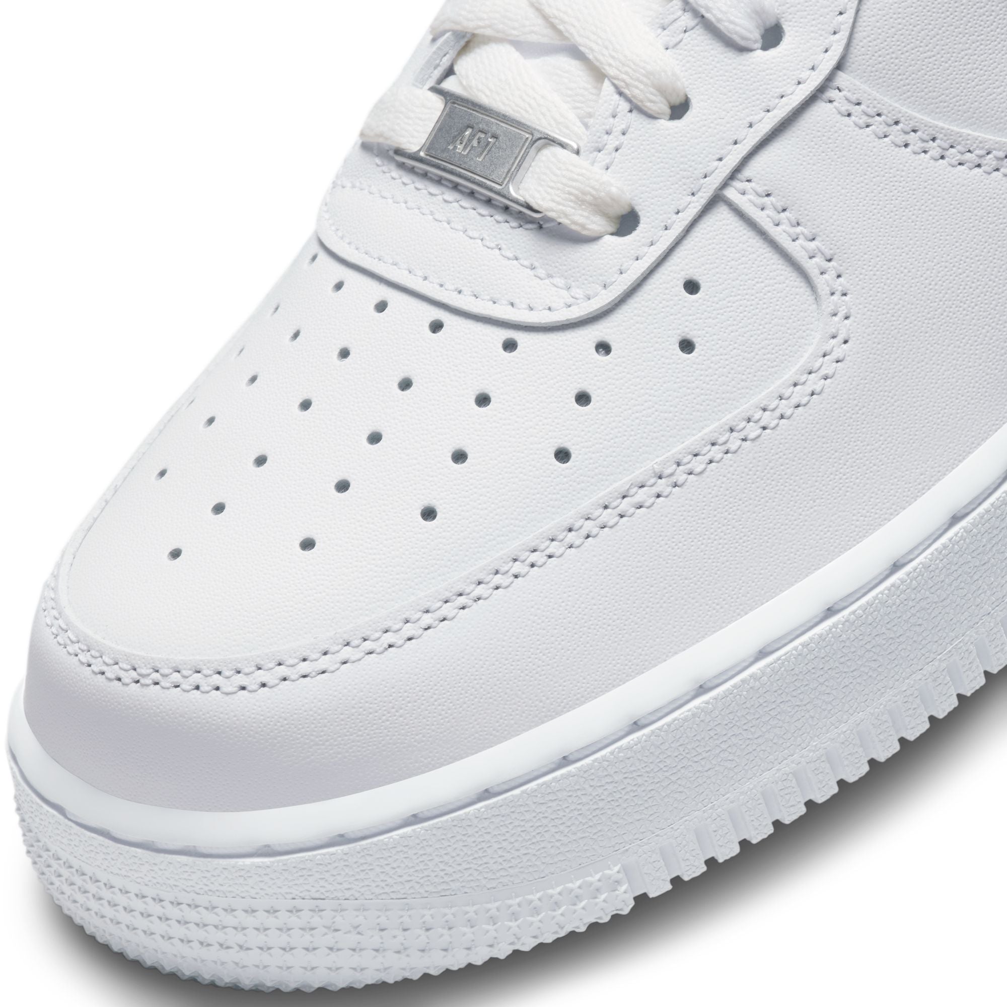 Nike Air Force 1 '07 Triple White Sneakers