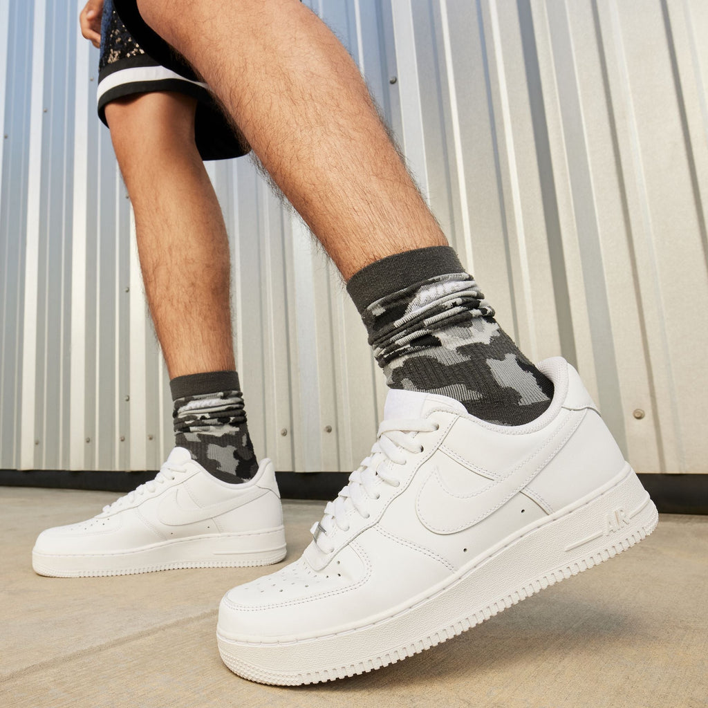 Nike Air Force 1 '07 Triple White Sneakers