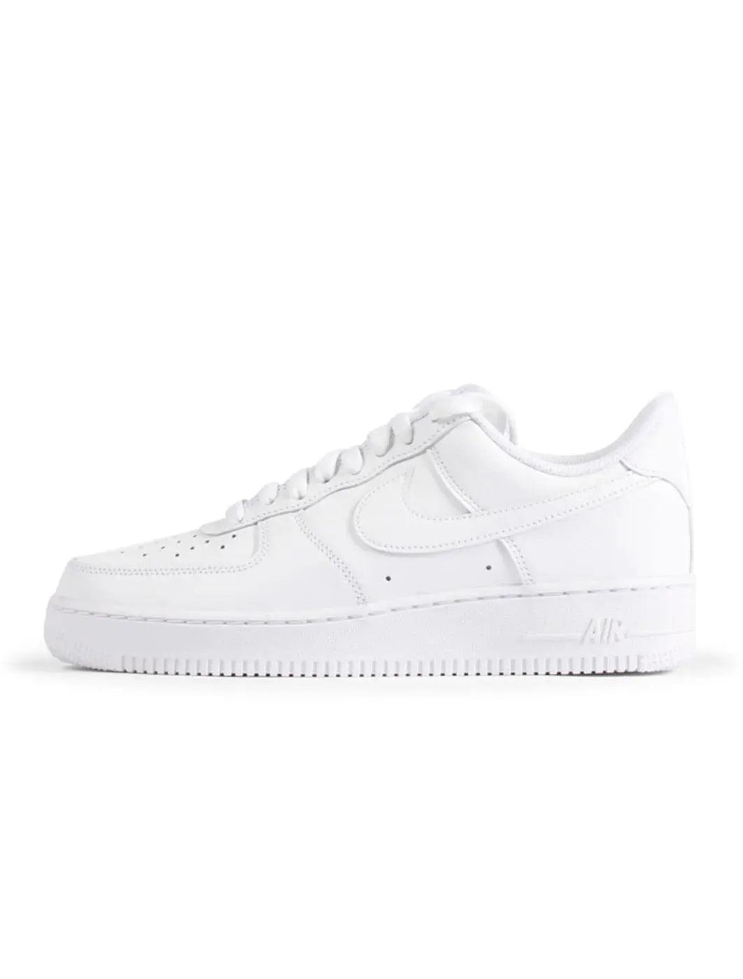 Nike Air Force 1 '07 Triple White Sneakers